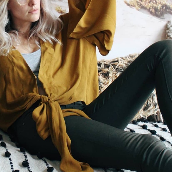 Top - Picture 5 of 5